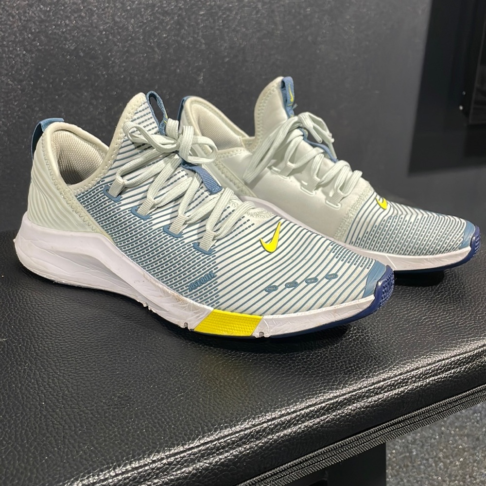 Gently used, good condition Nike Zoom